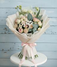 Букет цветов из:  Розы и Лизиантусы в Панино