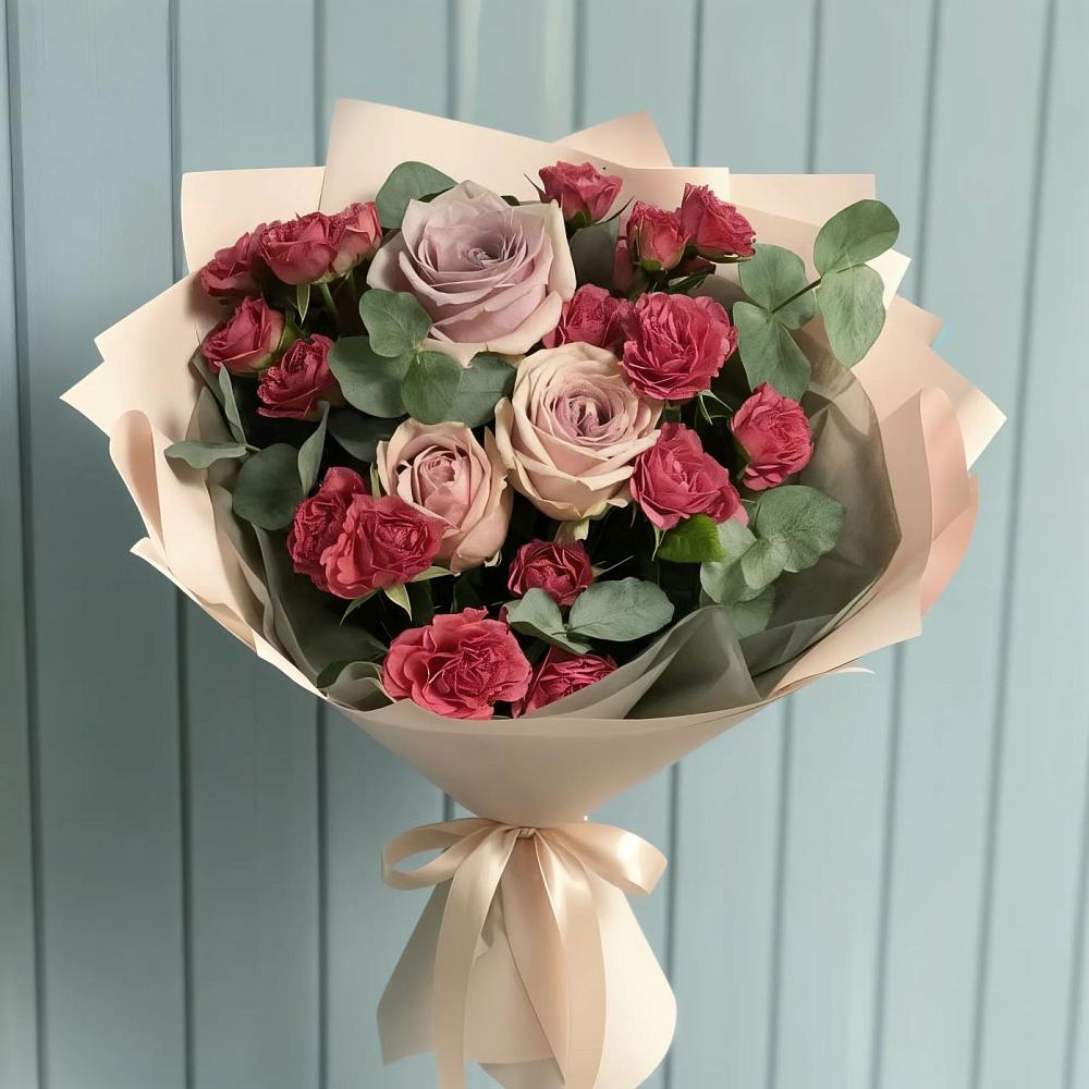 Букет цветов из: Гвоздики и Розы в Панино