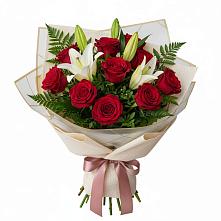 Букет цветов из:  Лилии и Розы в Панино