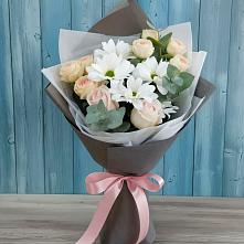 Букет цветов из:  Хризантемы и Розы в Панино