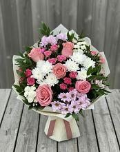 Букет цветов из:  Альстромерии, Гвоздики, Розы и Хризантемы в Панино