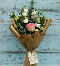 Букет цветов из:  Розы и Лизиантусы в Панино