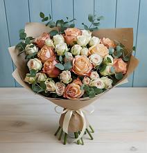 Букет цветов из:  Альстромерии и Розы в Панино